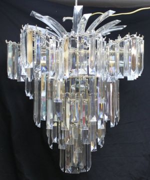 Unique lucite chandelier via myLusciousLife.com.jpg